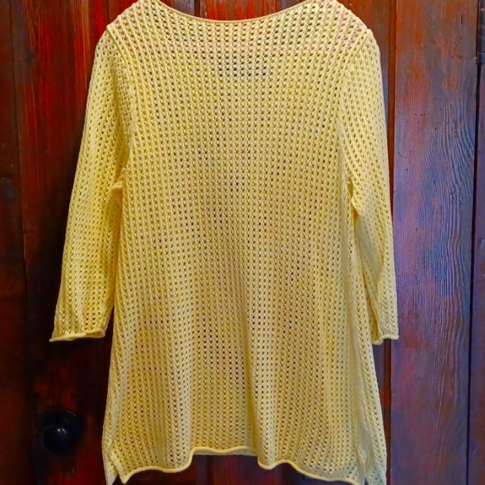 Yellow knit top